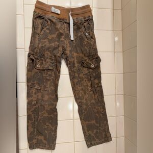 Lucky Brand Boys Camouflage Cargo Pants size 6